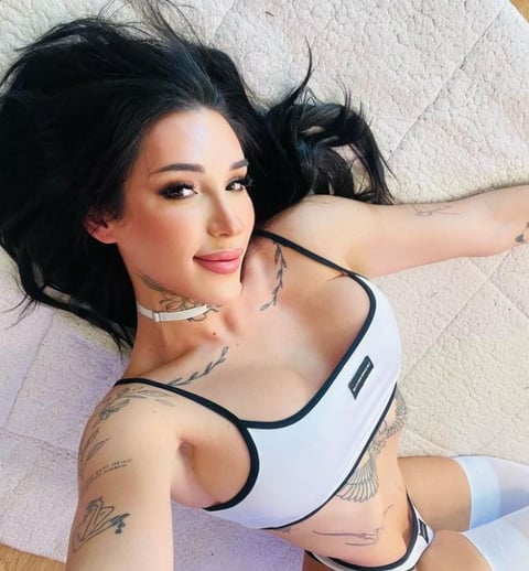 Sono una ragazza trans argentina, eccitata e pr...