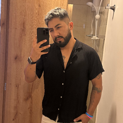 Your Porn Youtuber, lover of life and full-time...