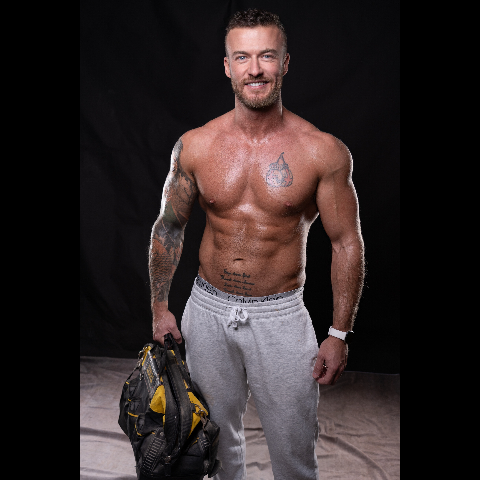 Professional Porn Star based in the UK. XBiz Eu...