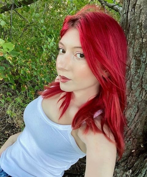 🦋: Labia riproduce video che consistono in stir...