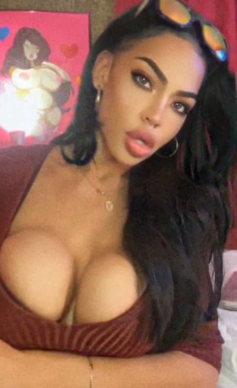 Hello you guys, I am Shalim a busty SSBBW nude ...