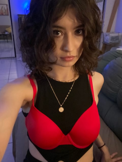 ❤️ Half Venezuelan 🇻🇪 & Polish 🇵🇱