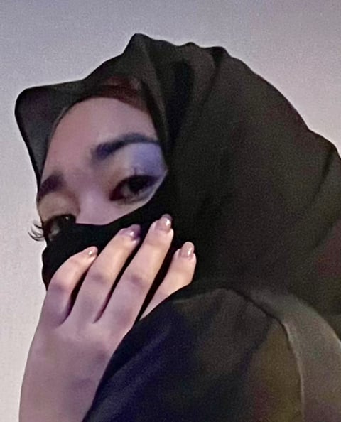 Findom, Femdom. Dominatriz. Ama, Humillación de...
