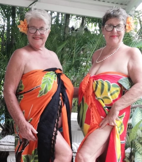 Volwassen, sexy, wellustige, natuurlijke vrouwen.