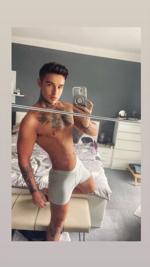 Gay twink from Czech republic