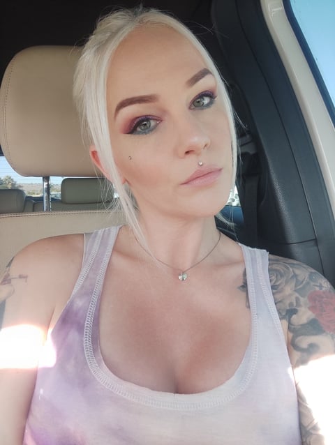 💋🌸Ich bin ein in Südafrika geborenes, grünäugig...